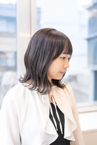 ミディアム カラー Lazo/ 原弥和子のヘアスタイル