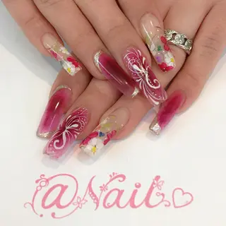 ネイル 小尾 栞のネイルデザイン