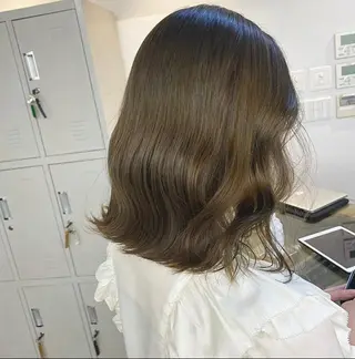ミディアム カラー パーマ ヘアアレンジ メンズ キッズ ネイル マツエク・マツパ 暖色系/透明感 治野心のヘアスタイル