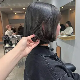 ミディアム カラー akane/ボブ /ブラウンベージュのヘアスタイル
