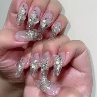 ネイル 内田 里穂のネイルデザイン