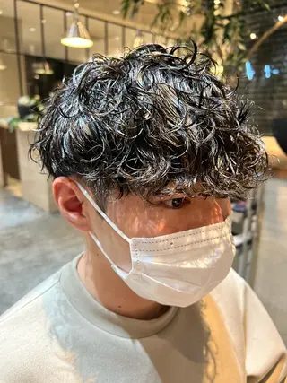 ショート パーマ メンズ 波巻きスパイラルパー マ/シャドウパーマ駿のヘアスタイル