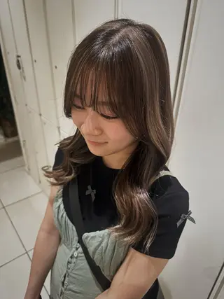 ロング カラー ヘアアレンジ タイトボブ個性派カラ ーAKANEのヘアスタイル