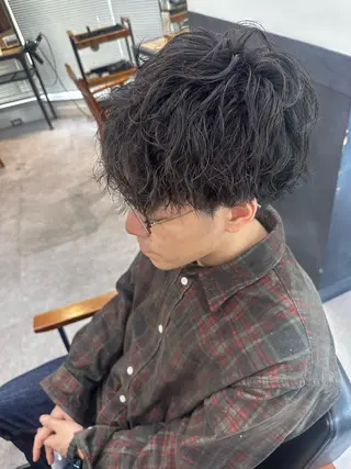 ミディアム カラー パーマ ヘアアレンジ メンズ キッズ 骨格レイヤーカット 🌿美髪縮毛矯正のヘアスタイル