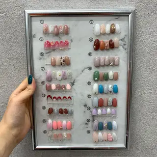 ネイル 貝瀬 葉名のネイルデザイン