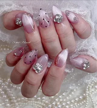 ネイル ISA_ BELLAのネイルデザイン