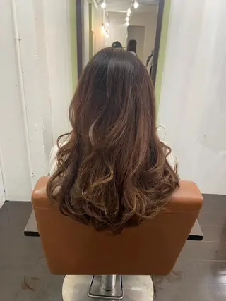 ロング カラー パーマ ヘアアレンジ メンズ キッズ ネイル マツエク・マツパ 久木原 ゆりのヘアスタイル