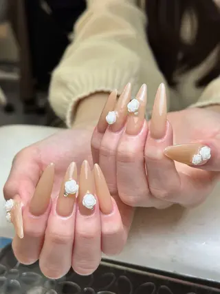 ネイル Nie Nail Shinokuboのネイルデザイン