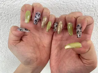 ロング ネイル ✴︎ Delightのネイルデザイン