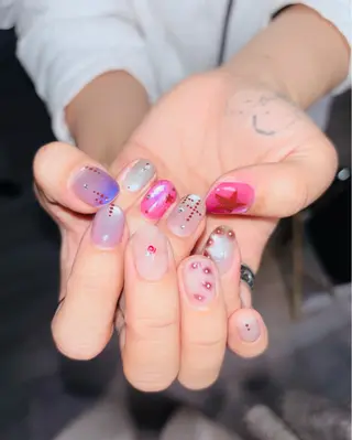 ネイル 銀河屋 の猫のネイルデザイン