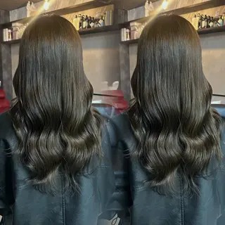 ロング カラー ainya/心斎橋 /ハイトーン/カラーのヘアスタイル