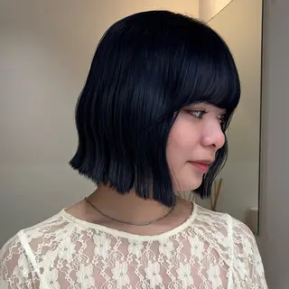 ショート 盛れる透明感カラー・ momokaのヘアスタイル