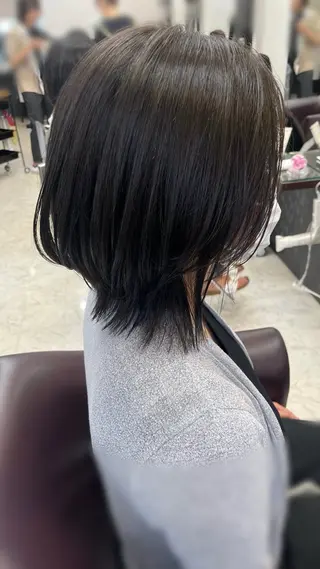 ミディアム 村口 優香のヘアスタイル