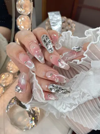 ネイル 23時まで❤︎韓国、 ワンホンネイルのネイルデザイン