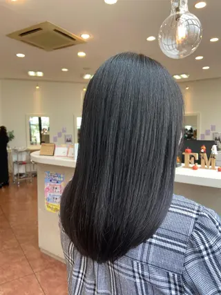 セミロング ビューティーアイラッシュ エルミこうのす所属・小島 多恵のマツエク・マツパデザイン