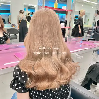 ロング カラー ダメージレスハイ トーン💖kanonのヘアスタイル