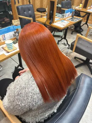 カラー まろみ暖色×ボブ ×chia🕯のヘアスタイル