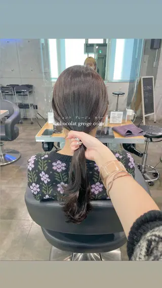セミロング カラー パーマ ヘアアレンジ メンズ キッズ ネイル マツエク・マツパ アイブロウ 透明感カラー・レイヤ ー🎀amika🎀のヘアスタイル