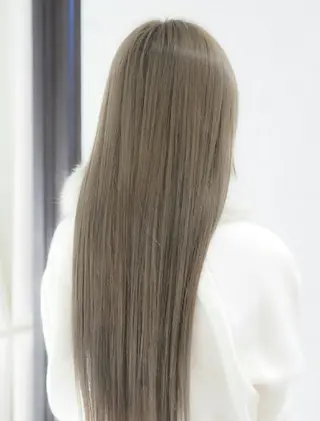 ロング カラー 辻 竜也　のヘアスタイル
