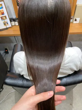 今枝莉菜 上品なツヤカラーのヘアスタイル