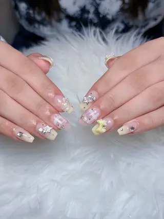 ネイル Julli ジュリのネイルデザイン