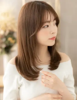 セミロング カラー 艶髪カラー🤍ྀི 強矢　美紗希🩷ྀིのヘアスタイル
