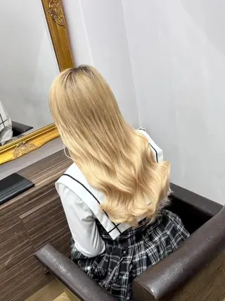 ロング カラー ヘアアレンジ LIP 大阪本店 エクステ 堀谷和孝のヘアスタイル