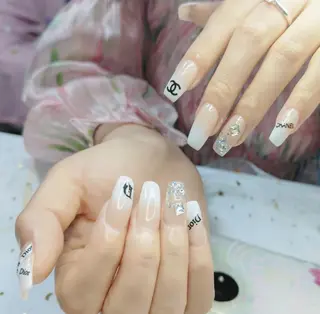 ネイル Queens ciciのネイルデザイン