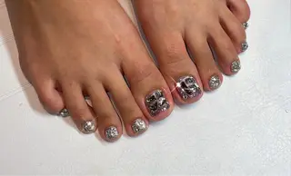 ネイル VIERU 🌈🎀💖のネイルデザイン