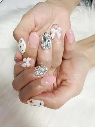 ネイル ★RISA★ 伊勢崎 【KARAT】のネイルデザイン