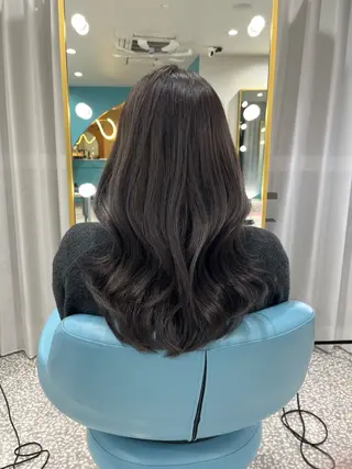 ミディアム 上谷 圭輝のヘアスタイル