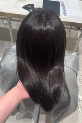 ミディアム カラー 内田 志乃のヘアスタイル
