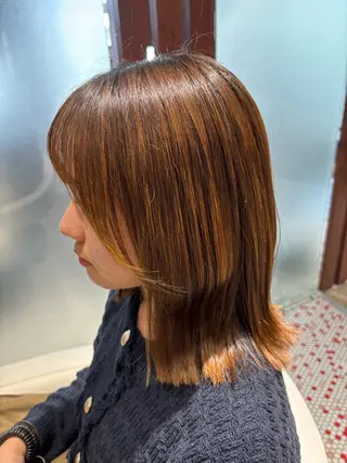 ミディアム 篠田 綾乃のヘアスタイル