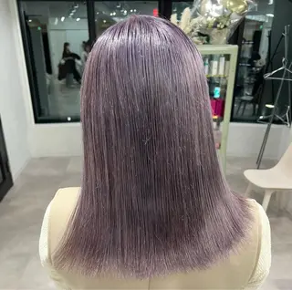 カラー 艶髪ハイトーン✨ 🩷AMI🩷のヘアスタイル