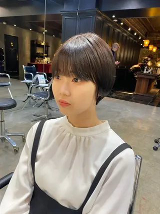 ショート カラー 透明感カラー🌿 グレージュ🐺陽介のヘアスタイル