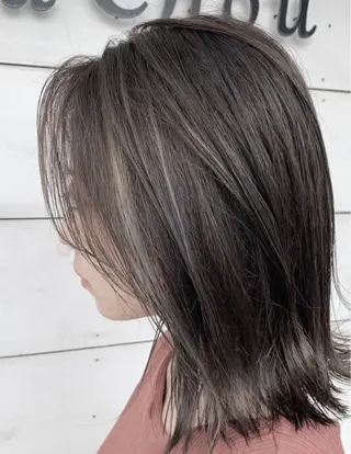 カラー SALOWIN栄 高須大貴のヘアスタイル
