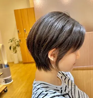 ショート カラー 前田 加奈子のヘアスタイル