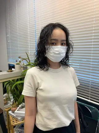 ミディアム パーマ 早瀬裕之 パーマのヘアスタイル