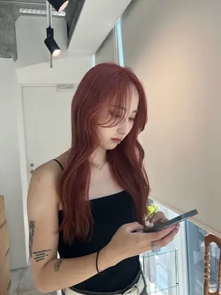 ロング カラー 赤みゼロ/透明感 カラー🌿KANTAのヘアスタイル