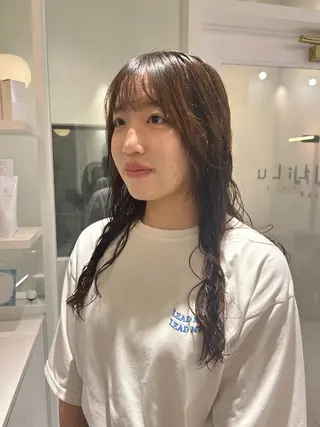 ロング パーマ チアキ ジュリのヘアスタイル