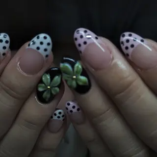 ネイル 424 nailsのネイルデザイン