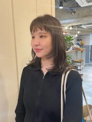 セミロング カラー 狩野 羅夢のヘアスタイル