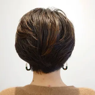 ショート くびれショート・ボブ カットorパーマ特化のヘアスタイル