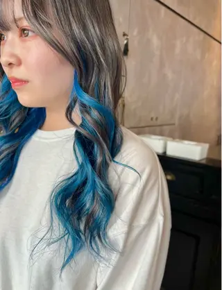 ロング カラー 🌈インナーカラー ‘ショウマ’🌈のヘアスタイル