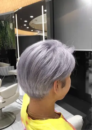 ショート カラー 艶髪レイヤー AZUSAのヘアスタイル