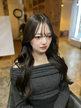 ロング 𝐚𝐲𝐚𝐧𝐚 艶カラー.⋆𝜗𝜚のヘアスタイル