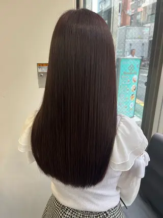 セミロング ☘️上村 ☘️髪質 改善/透明感カラーのヘアスタイル