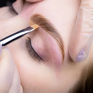 アイブロウ トータルビューティー サロンブリリアントのネイルデザイン