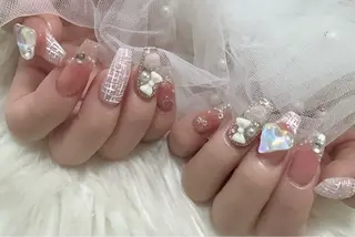 ネイル &ME ネイルサロンのネイルデザイン