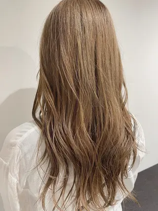 セミロング カラー kyon.hair 韓国カットカラーのヘアスタイル